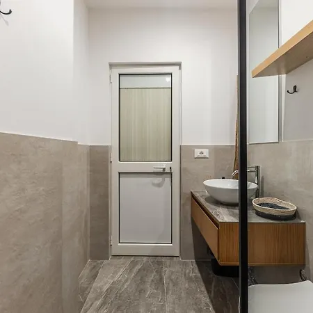 Artevibe Apartment